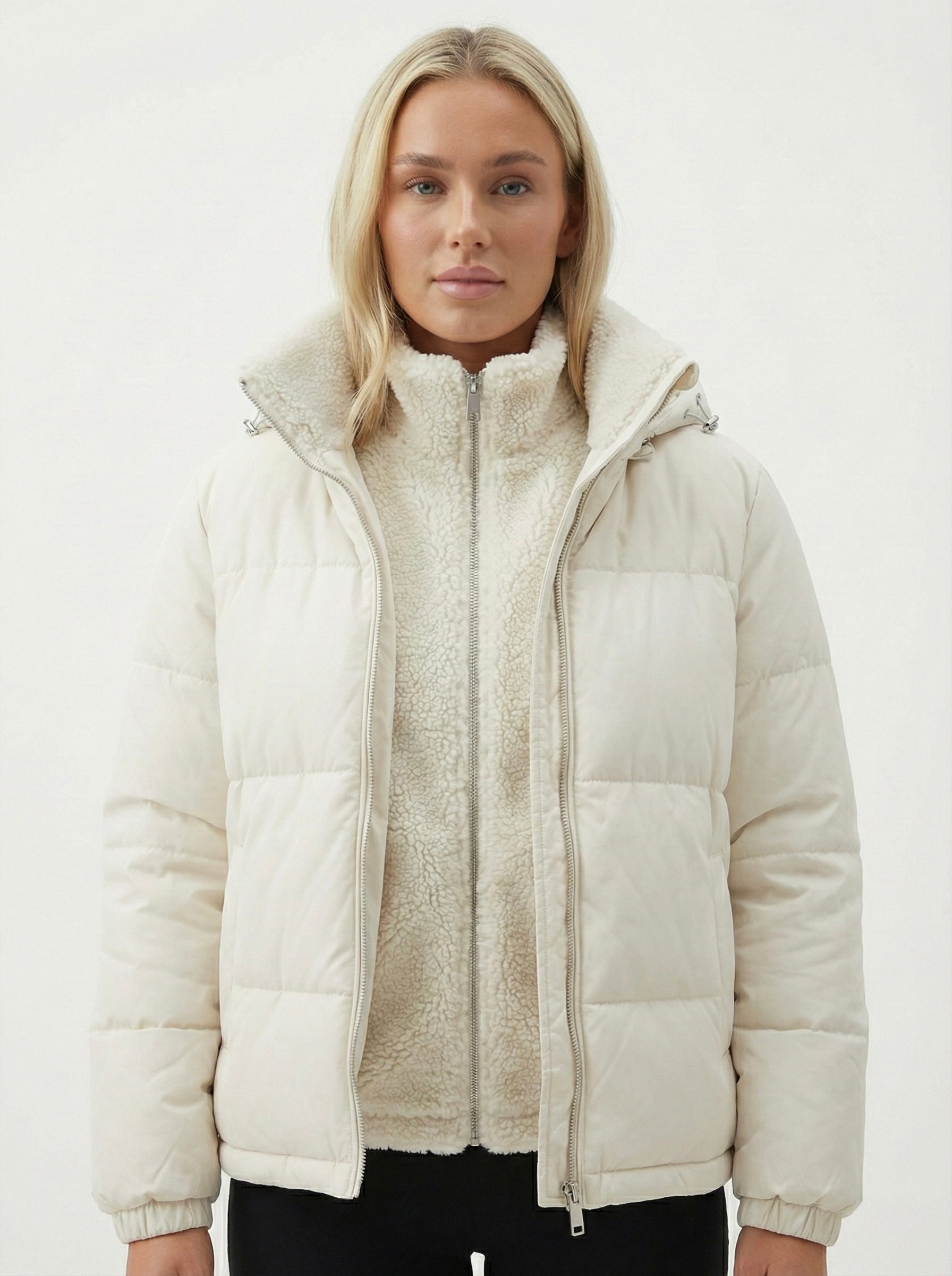Joane | Hooded Short Puffer Jacket with Plush Lining